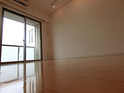 東京メトロ銀座線 表参道駅 徒歩10分の賃貸マンション 3階1Kのリビング/ダイニング