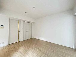 ミリアレジデンス桜新町 地下1階1Kのリビング/ダイニング