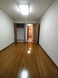 サンフォレスト 1階1Kのリビング/ダイニング