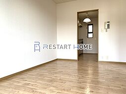 中山手ガーデンパレスD棟 1階2Kのリビング/ダイニング