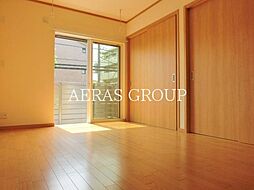 ソルクレスト 2階1LDKのリビング/ダイニング