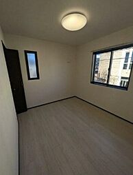 グランソフィアいちょう並木 C号棟 4LDKのリビング/ダイニング