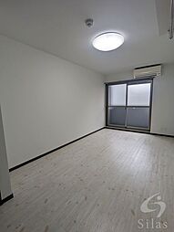 フラッティ千本今出川 5階1Kのリビング/ダイニング