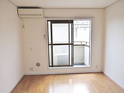 サマックスリバー 203 2階1Kのリビング/ダイニング