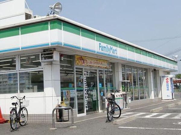 画像29:ファミリーマート岸和田土生東店 204m