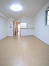 オースティンハウスIII 2階1LDKのリビング/ダイニング