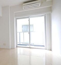 レジディア川崎 10階ワンルームのリビング/ダイニング