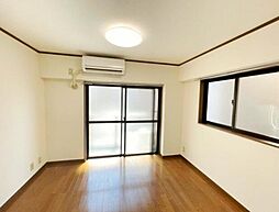 スワンマンション 5階1Kのリビング/ダイニング