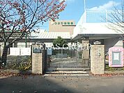 ひかり幼稚舎 708m
