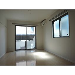 オアシス丘の上 1階1Kのリビング/ダイニング