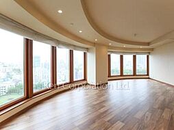 青山ザ・タワー 15階3LDKのリビング/ダイニング