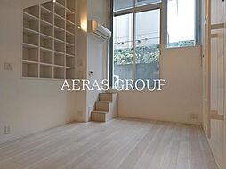 神楽坂南町ハウス 104 1階ワンルームのリビング/ダイニング