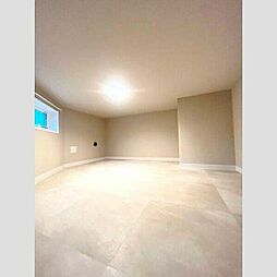 夢のヴィオレット 1階ワンルームのリビング/ダイニング