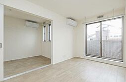 メゾン・ド・プティ 2階1LDKのリビング/ダイニング