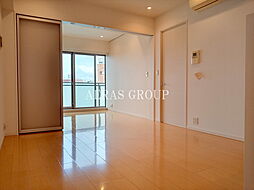 フレンシア外苑西 608 6階2LDKのリビング/ダイニング