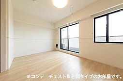 アウラティエ 302 1階1LDKのリビング/ダイニング