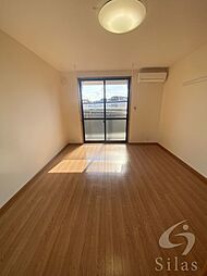 クレシア 1階1Kのリビング/ダイニング