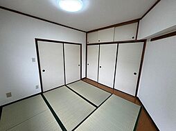 白子台ハイム 6階2LDKのリビング/ダイニング