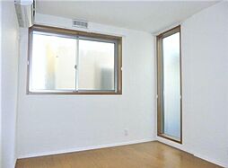 カーサ西大井 1階1LDKのリビング/ダイニング