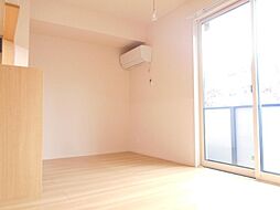 Ｒｏｃｋ Ｒｉｖｅｒ 2LDKのリビング/ダイニング