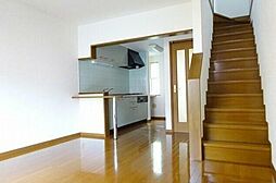 フルール 104 1階1LDKのリビング/ダイニング