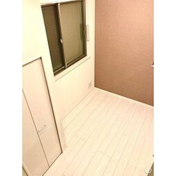 Cayman Terrace 1階1Kのリビング/ダイニング