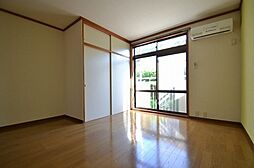 アメニティ 1階1Kのリビング/ダイニング