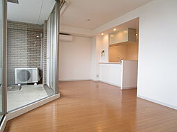 小田急小田原線 新百合ヶ丘駅 徒歩4分の賃貸マンション 4階2LDKのリビング/ダイニング