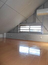 ハイサルーン1 3階1Kのリビング/ダイニング