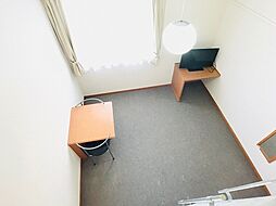 レオパレスフラワーガーデンI 2階1Kのリビング/ダイニング