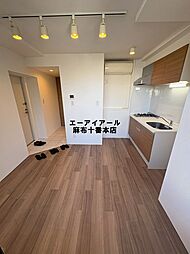 EXAM代々木八幡 5階1DKのリビング/ダイニング