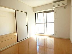 グリーンヒル南野2 302 3階2DKのリビング/ダイニング