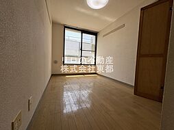 エポリアム府中 404 4階ワンルームのリビング/ダイニング