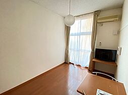 レオパレスアイリスコート 1階1Kのリビング/ダイニング