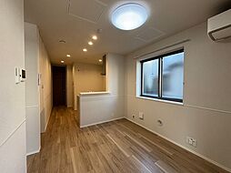 Les Liens 1階1LDKのリビング/ダイニング