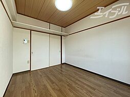 ハイツ中路2 5階1Kのリビング/ダイニング