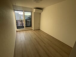 ESTRELLA（エストリア） 102 1階1Kのリビング/ダイニング