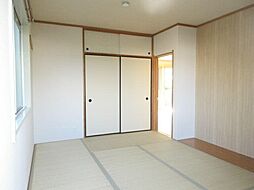 クレスト町田I2号棟 1階2LDKのリビング/ダイニング