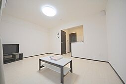 レオネクストＮＡＧＯＭＩ 1階ワンルームのリビング/ダイニング