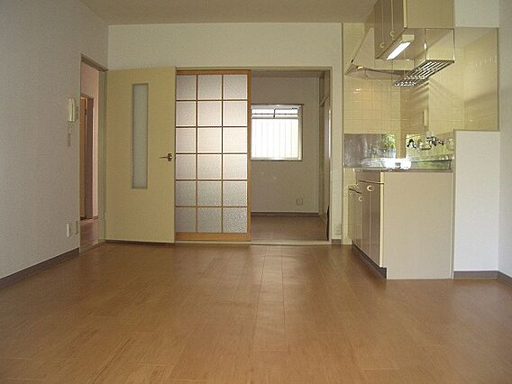 バルビゾン_内装_0