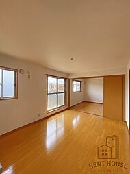 ラ・プリミエール城東B 2階3DKのリビング/ダイニング