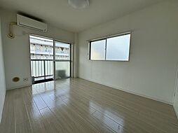 リバーサイドハイツ 305 3階ワンルームのリビング/ダイニング