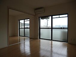 ラポール中川 2階3LDKのリビング/ダイニング