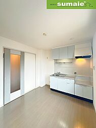 ディアス八重　B棟 2階2DKのリビング/ダイニング