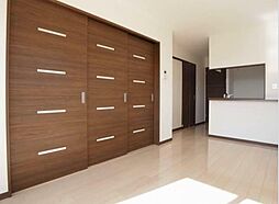 Plumeria 5階1LDKのリビング/ダイニング