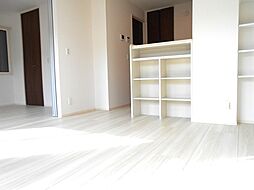 ロイジェントパークス草加手代 Ｃ 2階2LDKのリビング/ダイニング