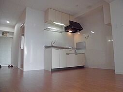 メゾン細田 3階3DKのリビング/ダイニング