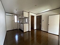 グリーンフィールド石阪A棟 203 2階2DKのリビング/ダイニング