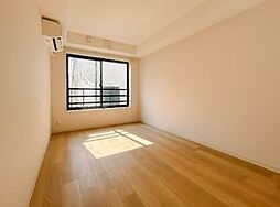 Liberte沼袋 2階2LDKのリビング/ダイニング