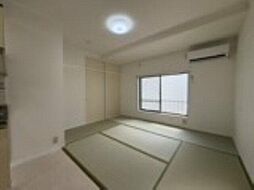 ハイアイランド 2階ワンルームのリビング/ダイニング